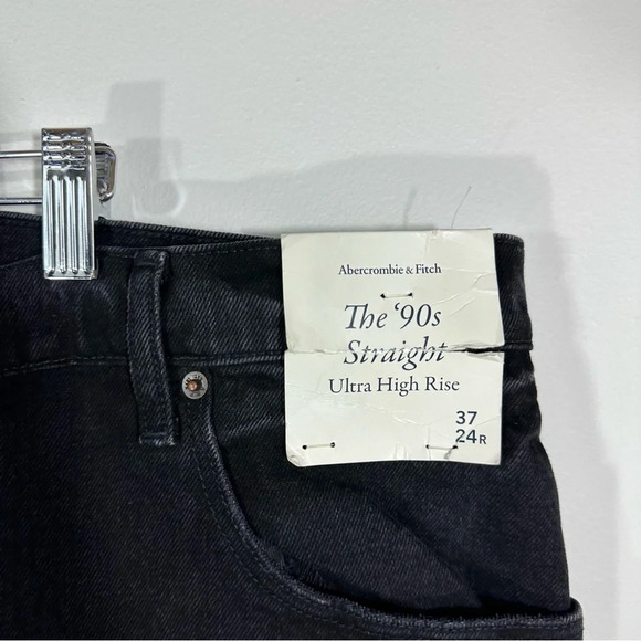 NWT Abercrombie and Fitch Black The ‘90s Straight Ultra High Rise Jeans - Picture 2 of 11